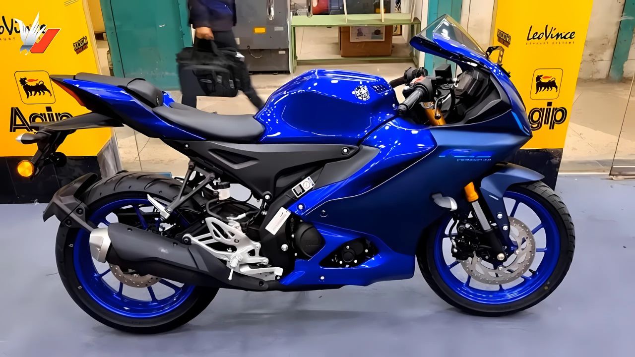 Yamaha R15